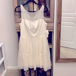 Davids bridal ivory dress